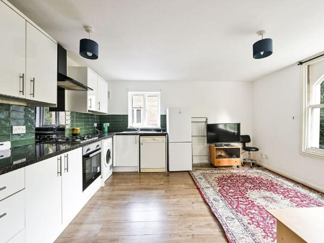 Apartment for rent in Maida Vale, Greater London