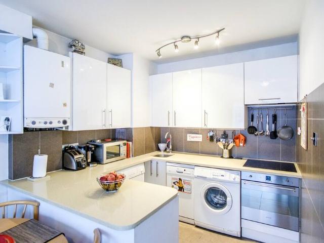 Apartment for rent in London Borough of Camden, Greater London