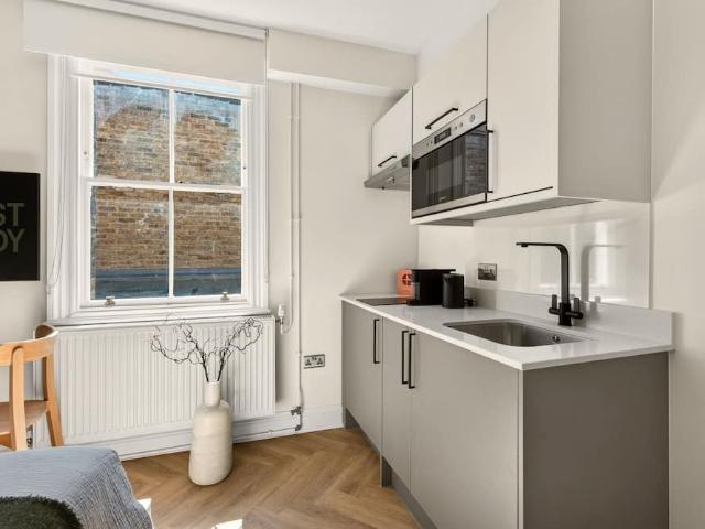 Apartment for rent in London Borough of Camden, Greater London