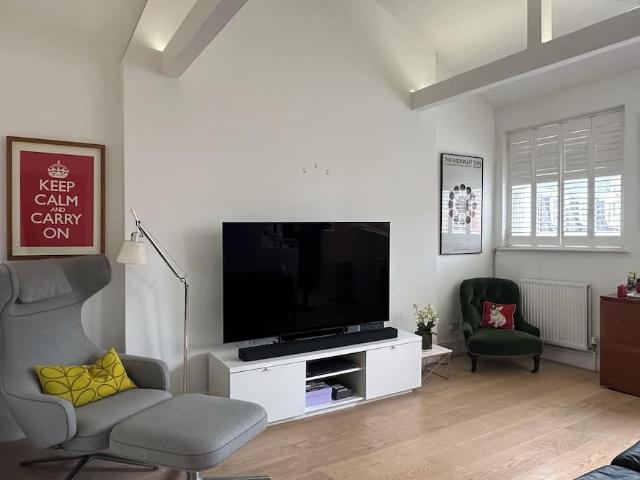 Apartment for rent in London Borough of Camden, Greater London