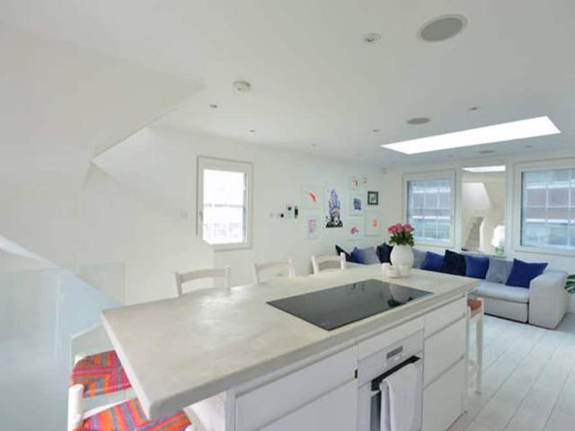 House for rent in London Borough of Islington, Greater London