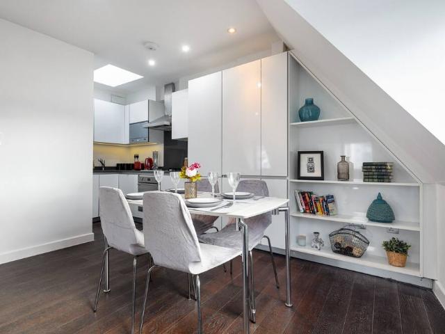 Apartment for rent in London Borough of Islington, Greater London