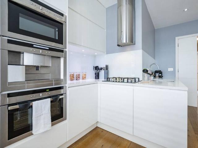 Apartment for rent in Seven Dials, Greater London