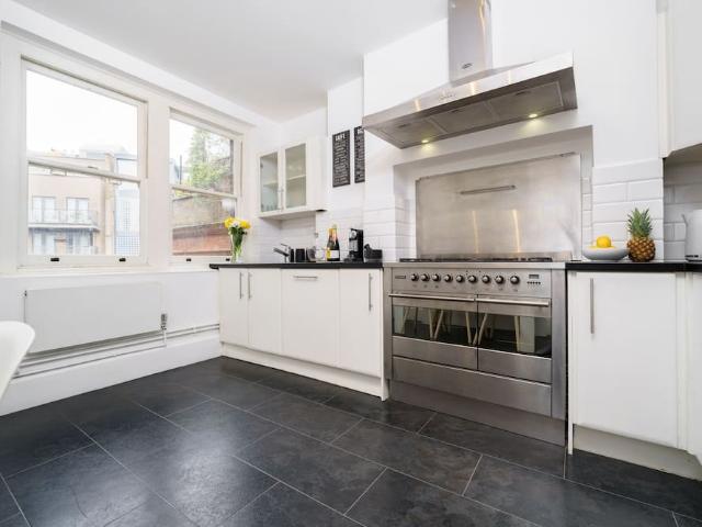Apartment for rent in St Clement Danes, Greater London
