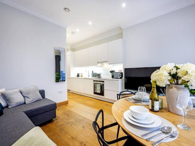 Apartment for rent in Covent Garden, Greater London