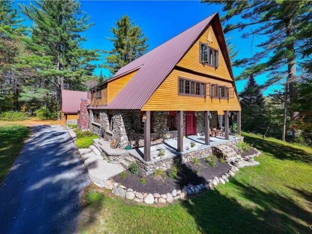 House for sale in Oneida, New York