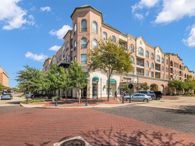 Condo for sale in Sugar Land, Texas
