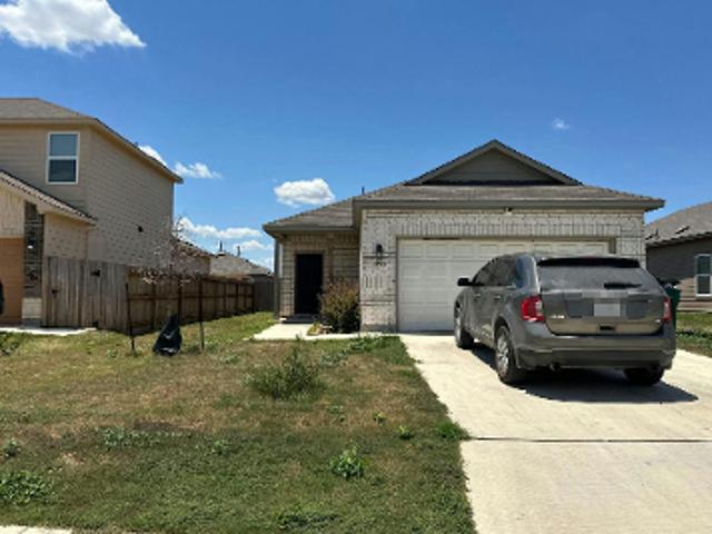 House for sale in Lytle, Texas