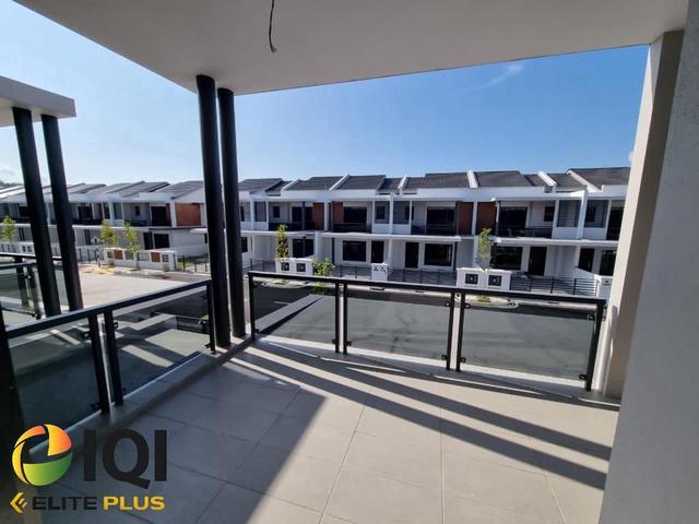 Terraced House for sale in Wellesley, Penang