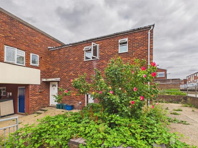 House for rent in Latton Bush, Harlow