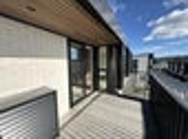 Apartment for rent in Whangaparaoa, Oroua County