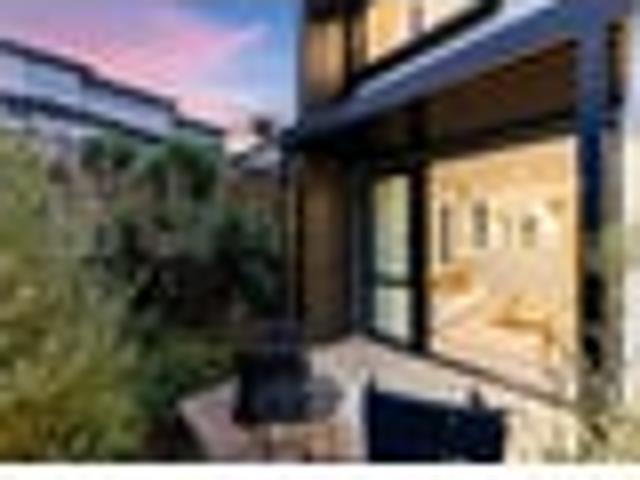 Apartment for rent in Vaughan's Ridge, Hibiscus and Bays