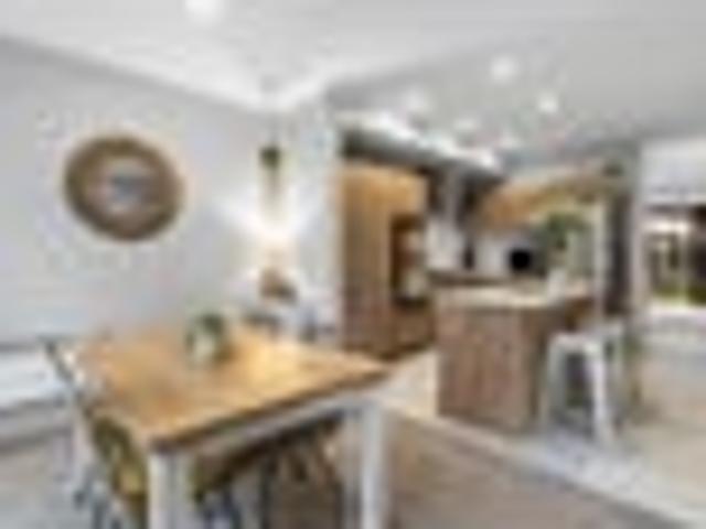 Townhouse for rent in Whangaparaoa