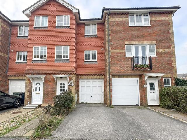 House for rent in Crumbles, Eastbourne