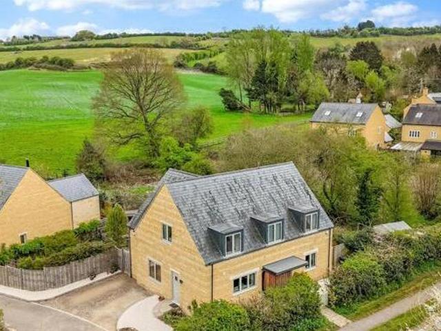 House for sale in Alderminster, Warwickshire