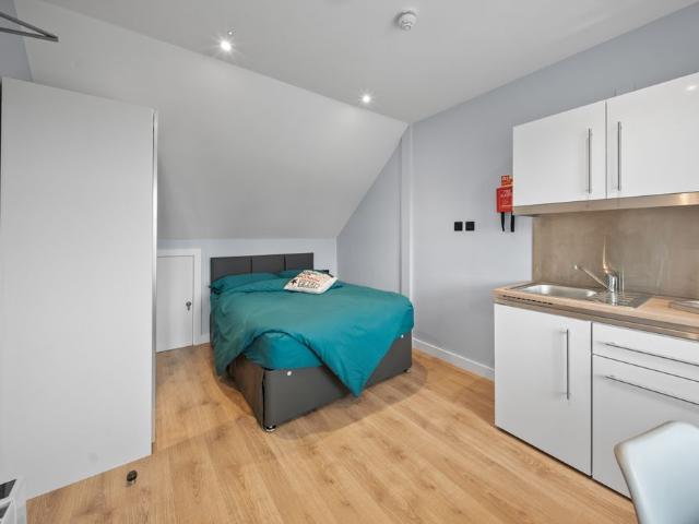 Studio for rent in London Borough of Ealing, Greater London