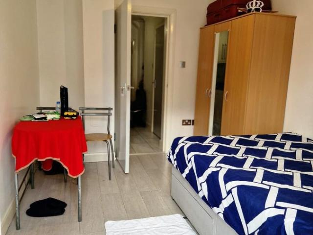 Studio for rent in London Borough of Harrow, Greater London