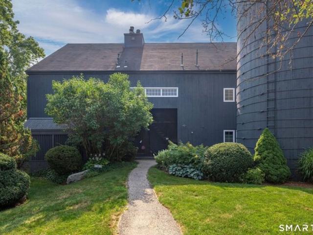 House for sale in Long Hill Farms, Guilford