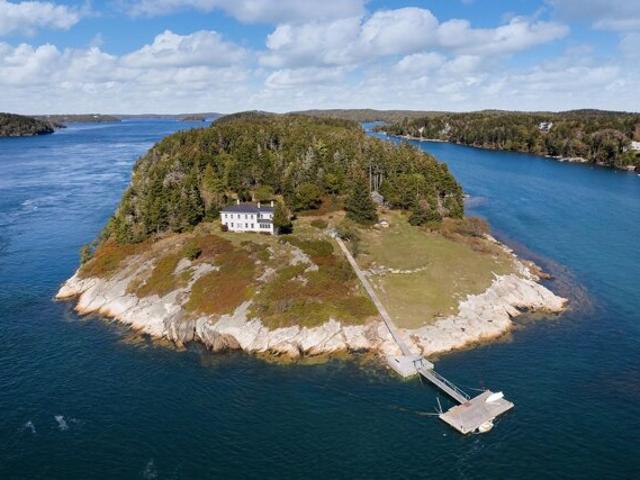 House for sale in Georgetown, Maine
