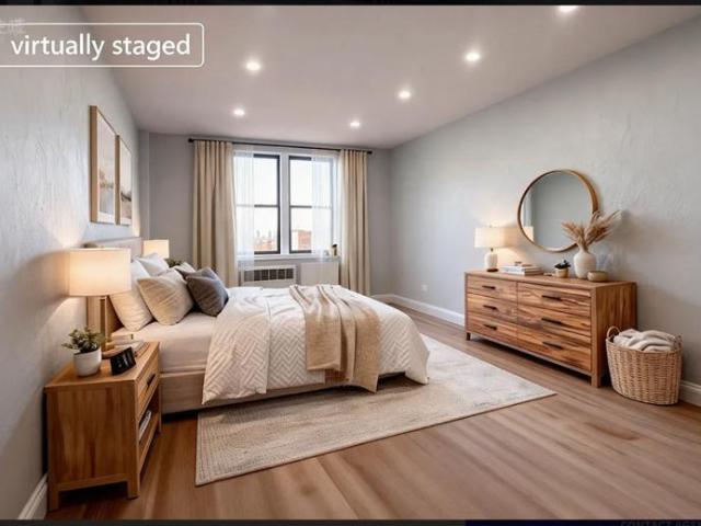 Apartment for sale in Queens, Arverne