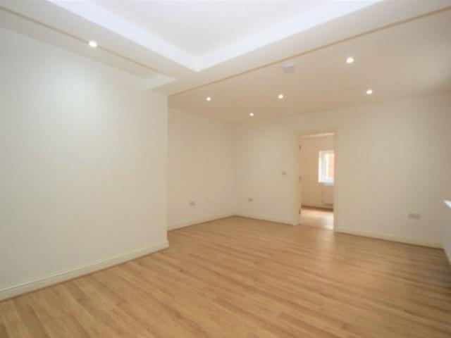 Apartment for rent in Finchley, Greater London