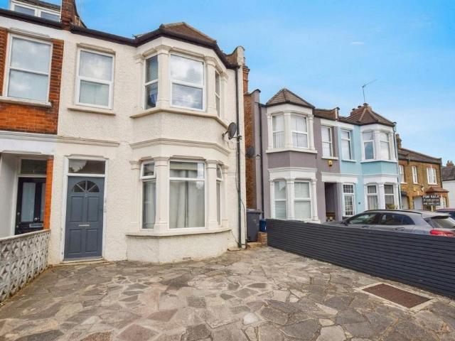 Apartment for rent in Finchley, Greater London