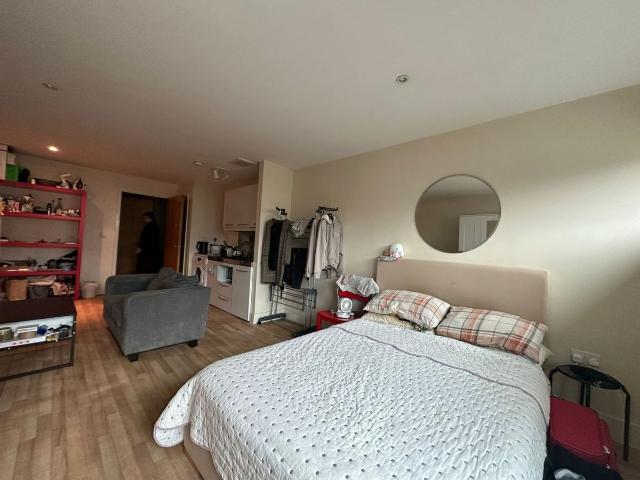 Studio for rent in The Borough, Greater London