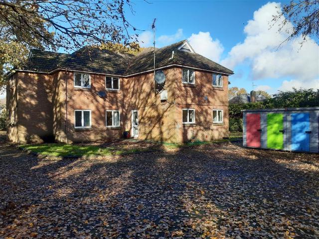 Apartment for rent in Ashurst Bridge, Hampshire