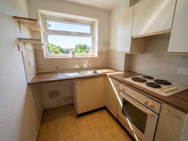 Studio for rent in Gun Hill, Warwickshire