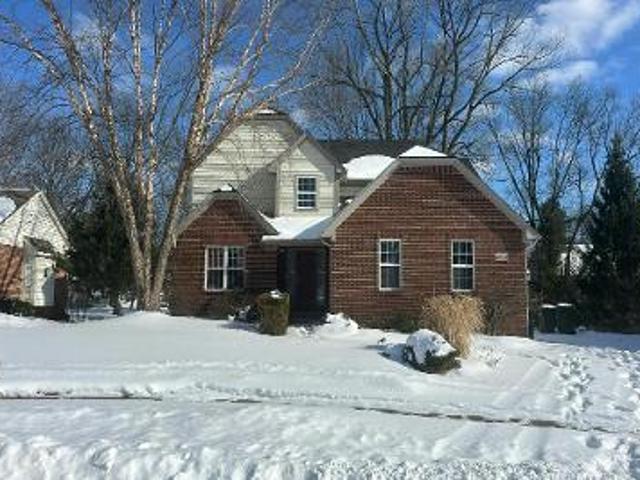 House for sale in Rochester Hills, Michigan