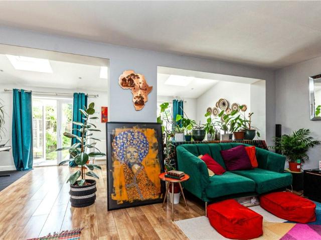 House for rent in Pouchen End, Hertfordshire
