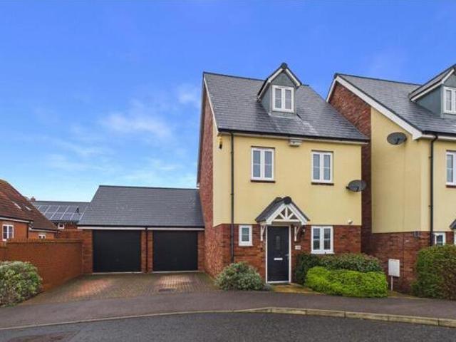 House for sale in Chelmondiston, Suffolk