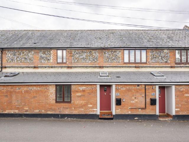 House for rent in Chelmondiston, Suffolk