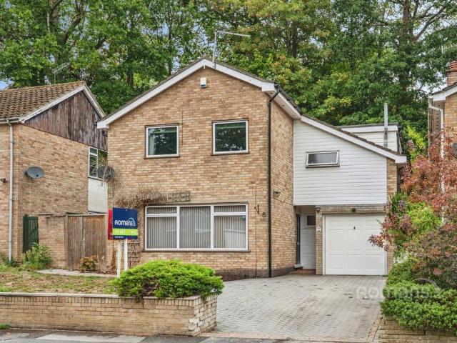 House for rent in Little Sandhurst, Sandhurst