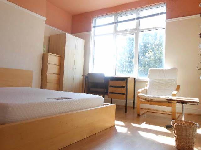 Apartment for rent in Nangreaves, Wales
