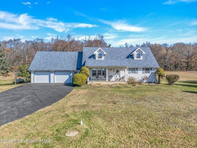 House for sale in Long Pond, Pennsylvania