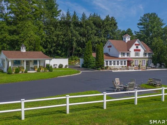 House for sale in Danbury, Connecticut