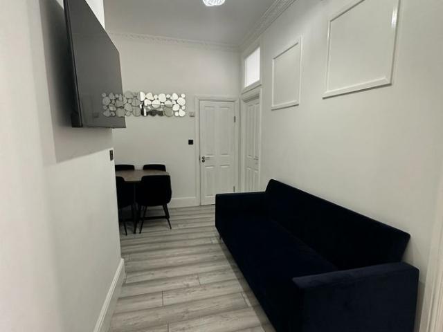 Apartment for rent in Earl's Court, Greater London