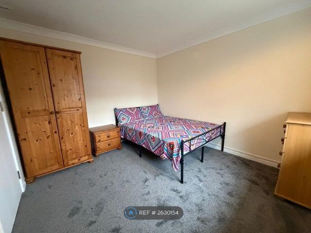 Room for rent in Lee Chapel, Essex