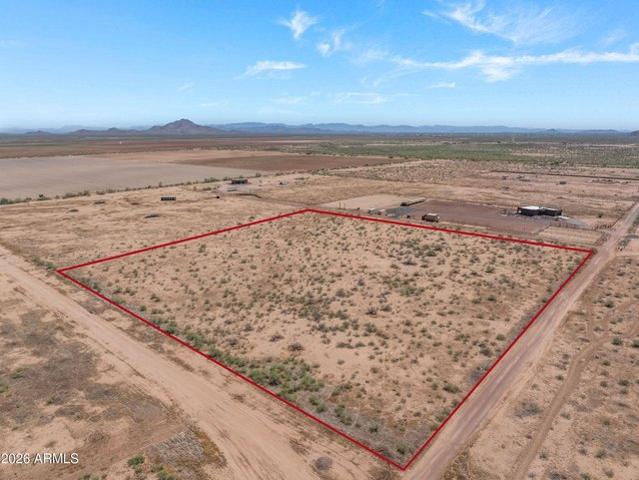 Land for sale in Aguila, Arizona