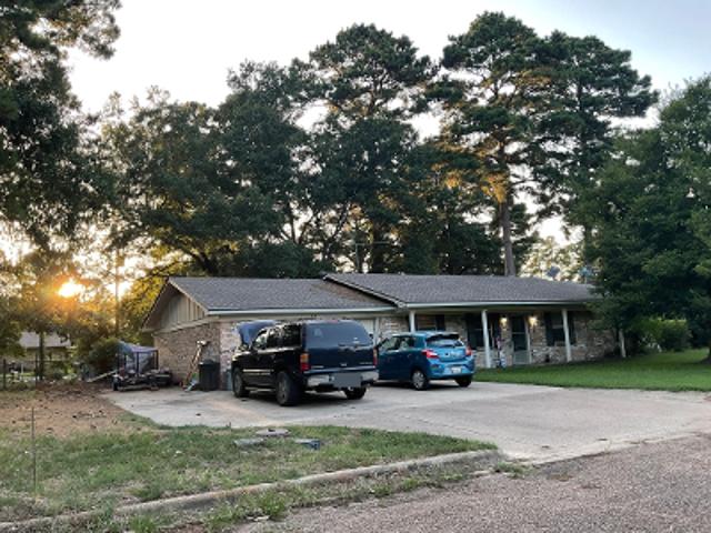 Condo for sale in Gilchrist, Texas