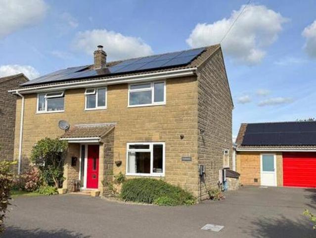 House for sale in Castle Cary, Somerset