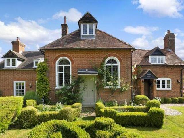 House for sale in Hart, Hampshire