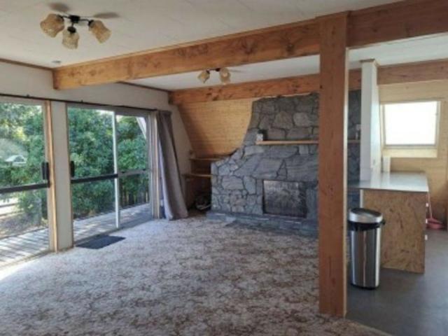 House for rent in Otakou