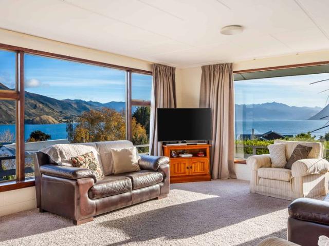 House for rent in Lake Hāwea, Queenstown-Lakes District