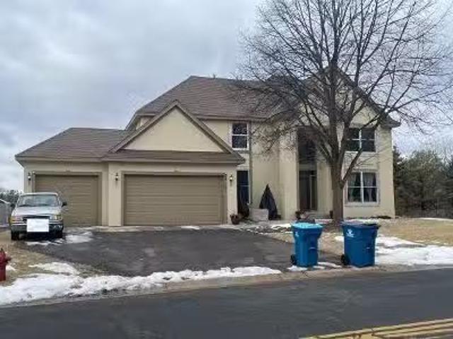 House for sale in Chanhassen