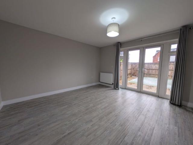 House for rent in Littlecote, West Sussex