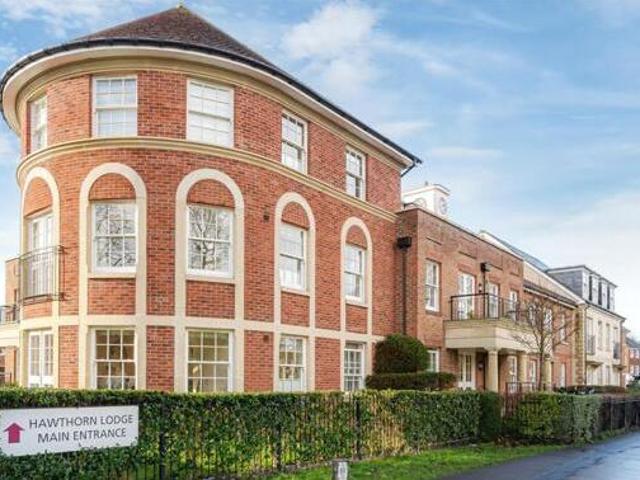 House for sale in Fole, Surrey