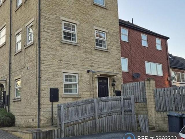 Apartment for rent in Kingstone, Barnsley