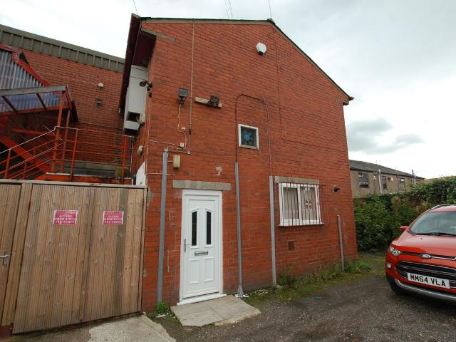 House for rent in Lee Bank, Greater Manchester